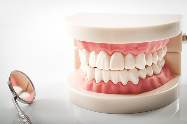 Preparing for Your Denture Fitting